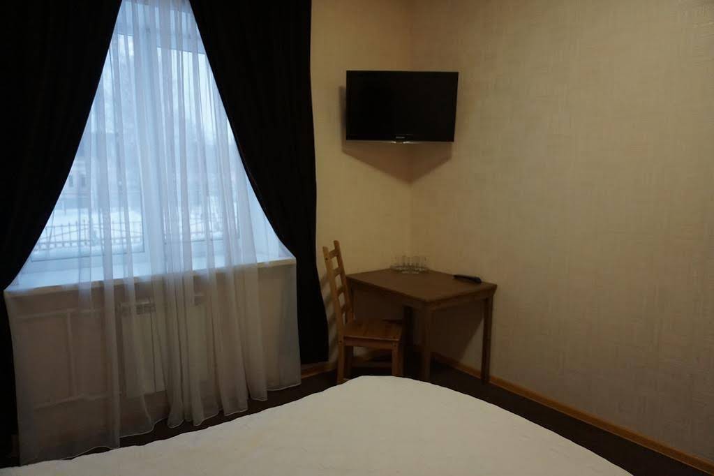 Yar Hotel