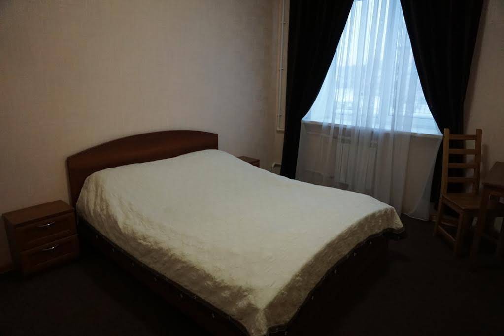 Yar Hotel