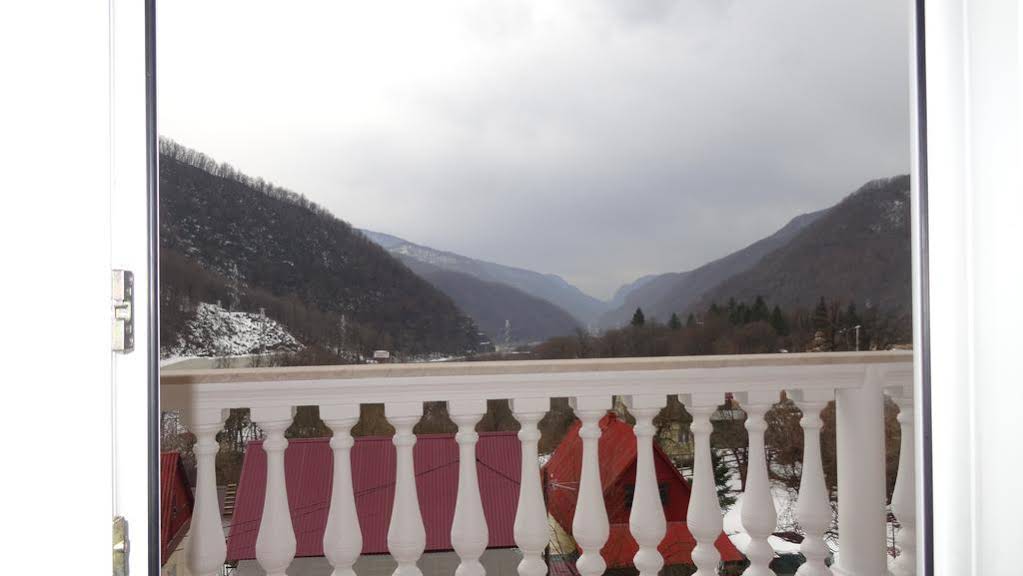 Krasnaya Polyana Hostel