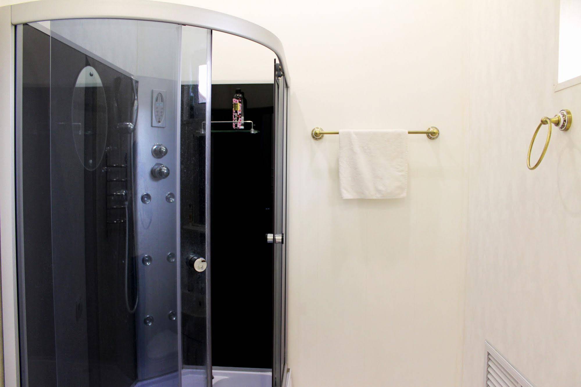 Sherlock Homes Hostel