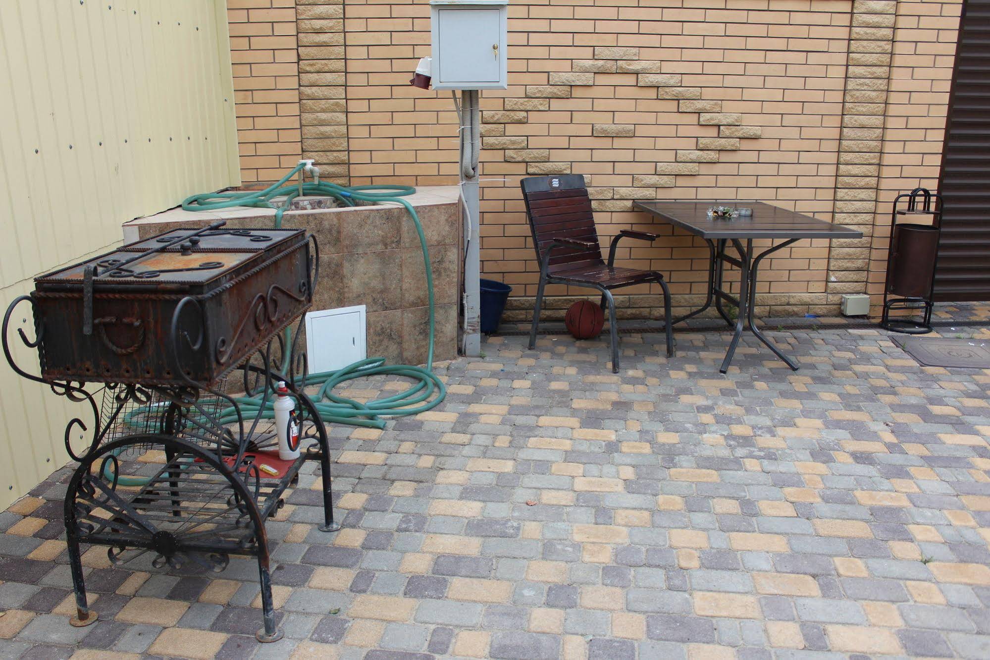 Sherlock Homes Hostel
