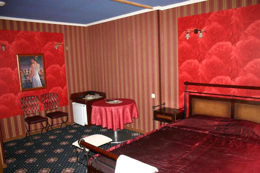 Nautilus Hotel