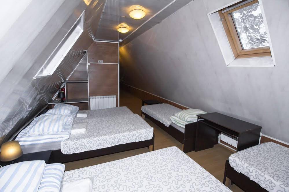 Hostel Rostov On Uchenicheskiy