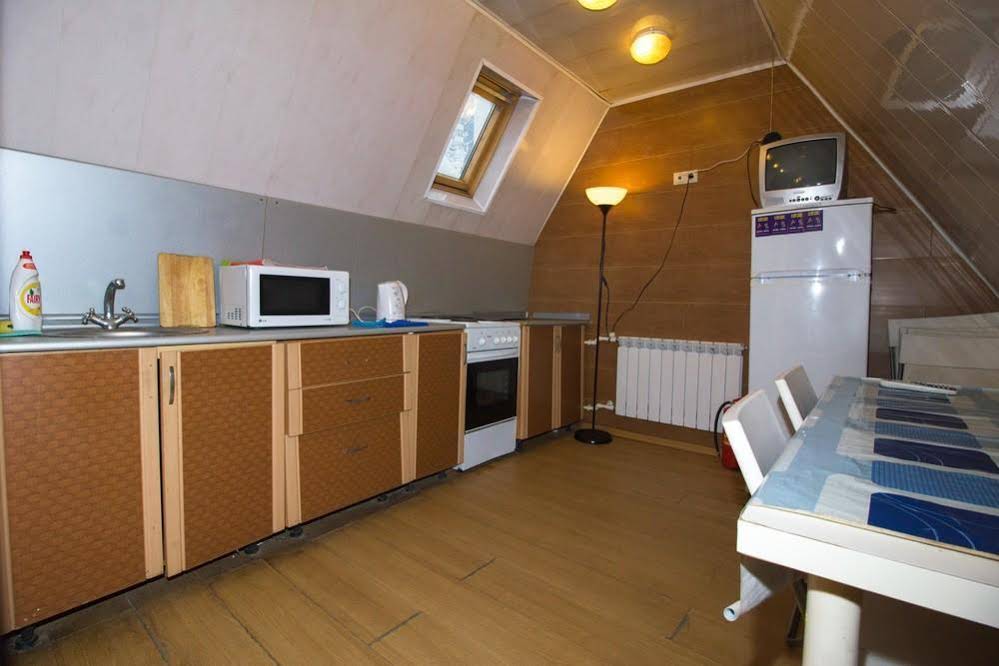 Hostel Rostov On Uchenicheskiy