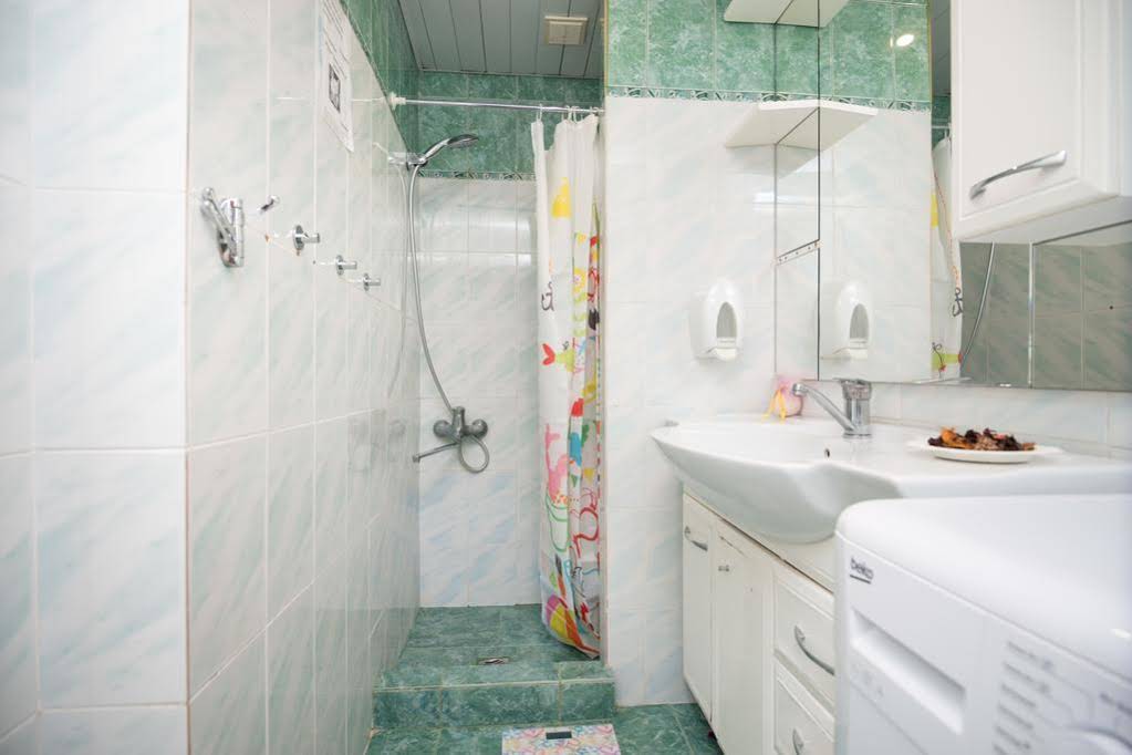 Hostel Inzhir