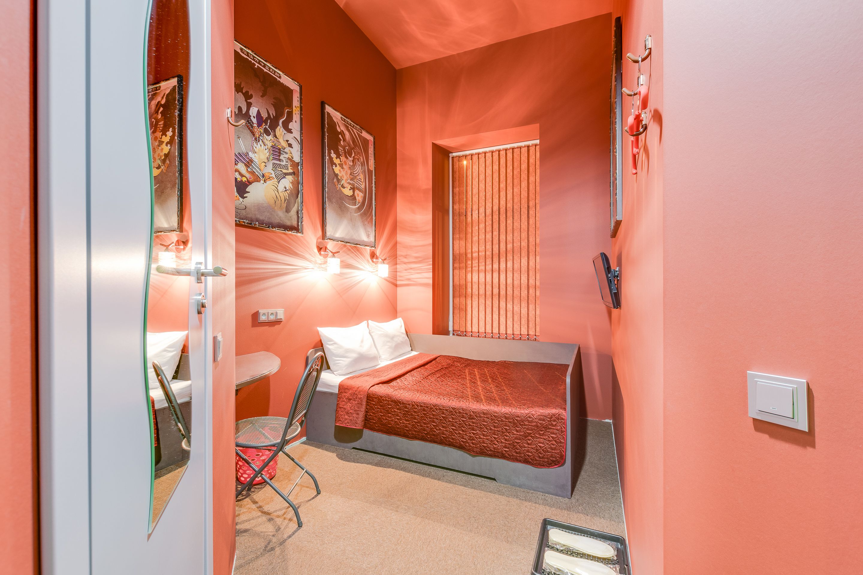 15 rooms