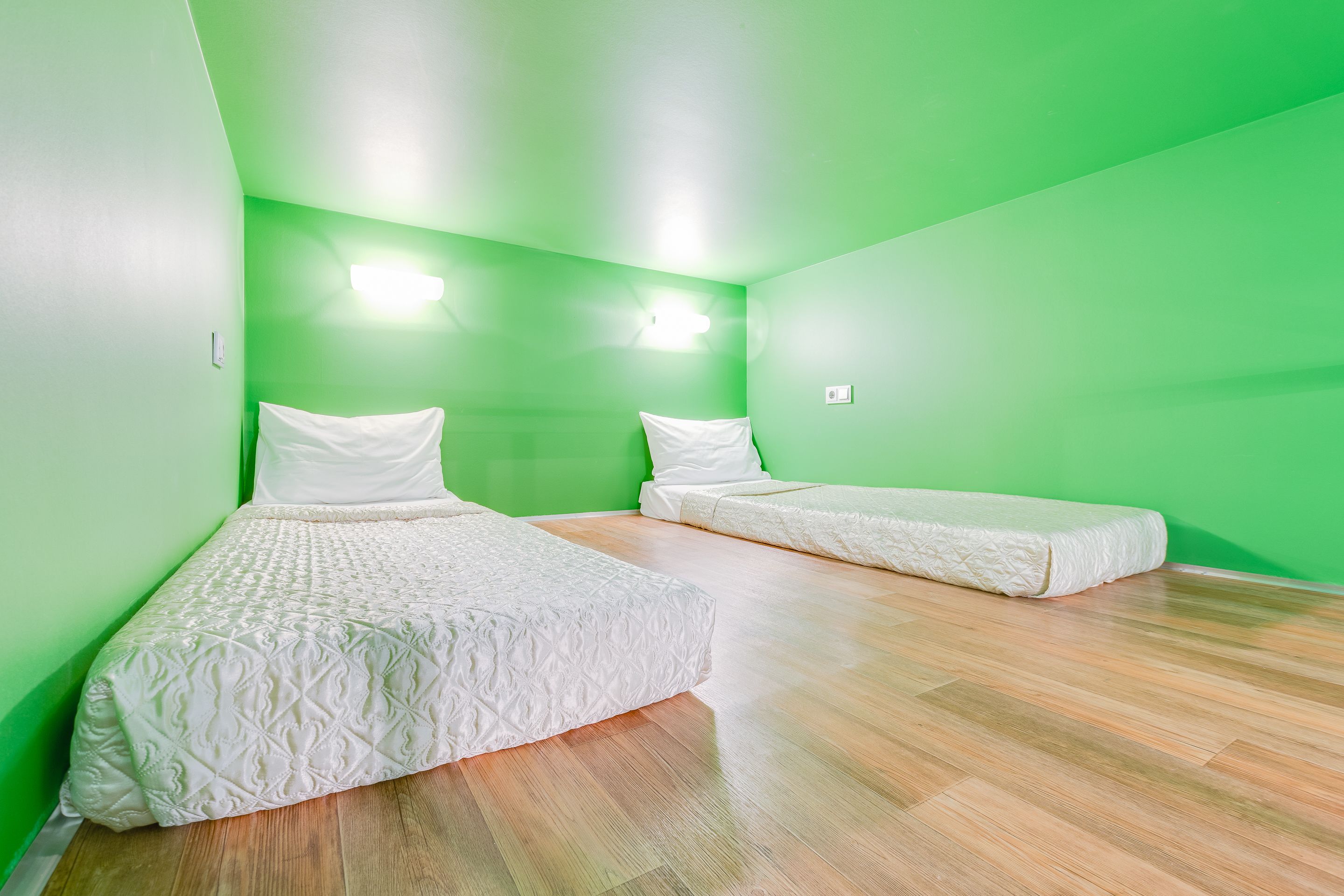 15 rooms