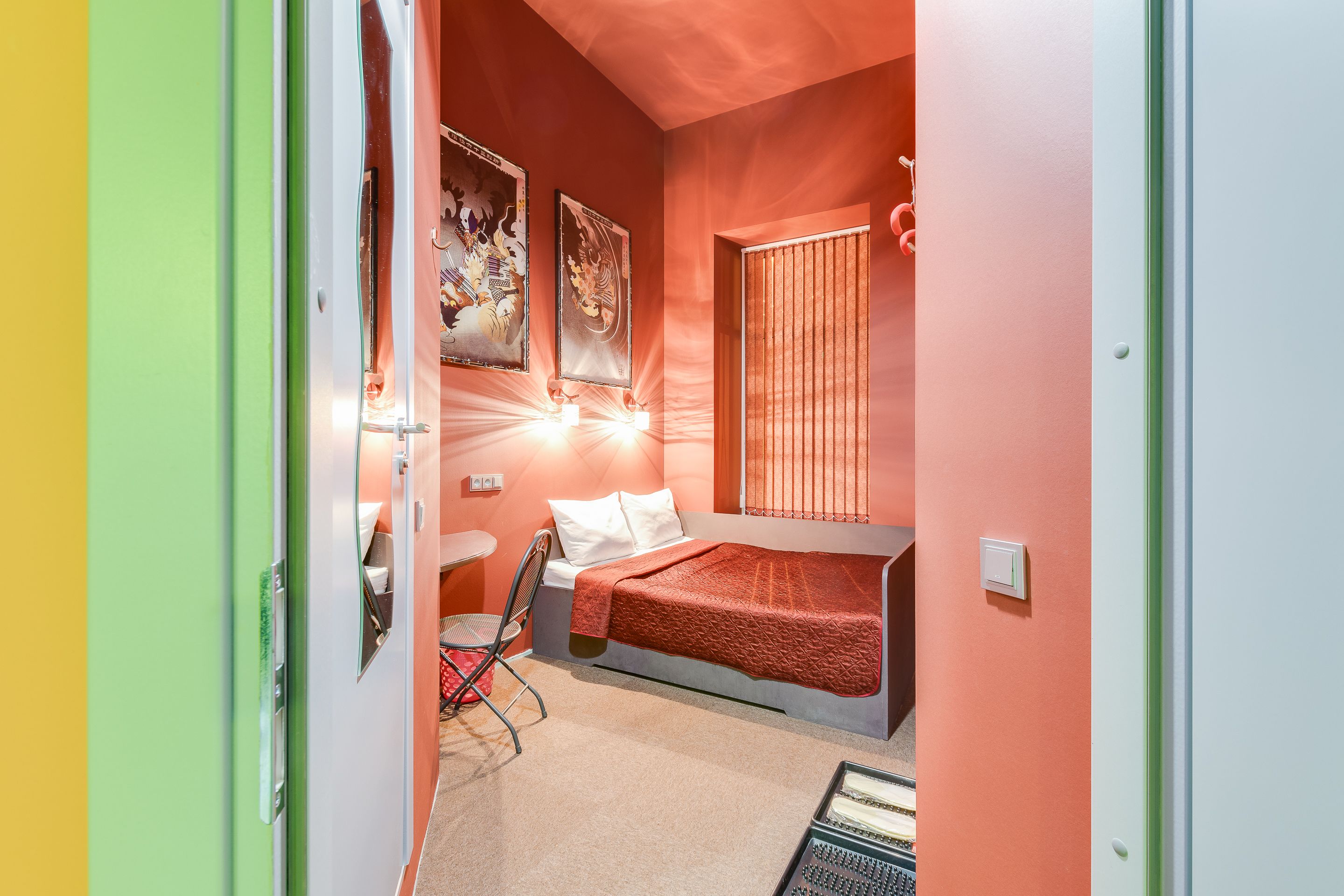 15 rooms