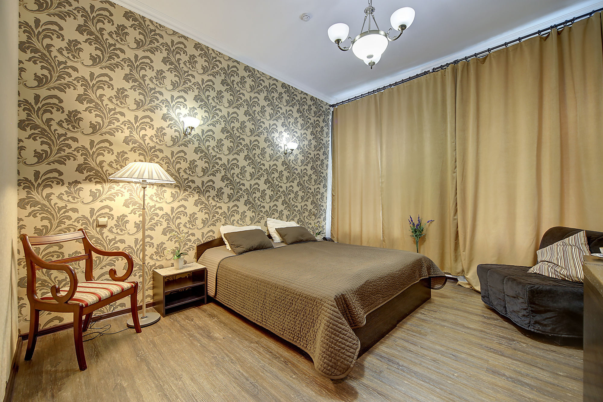 Ambitus Hotel