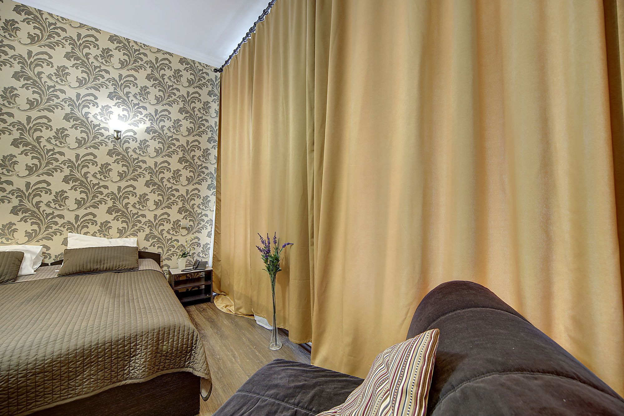 Ambitus Hotel