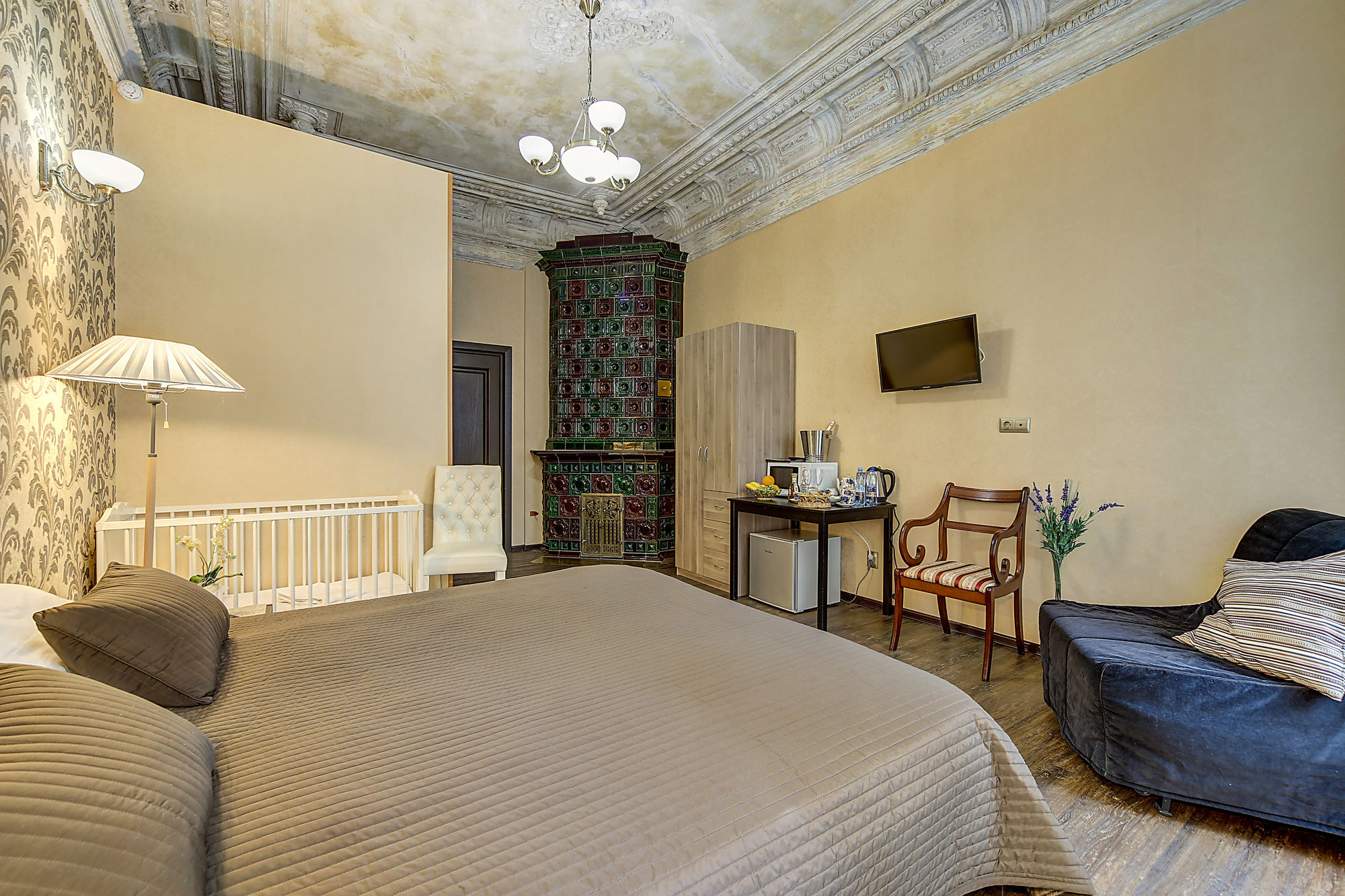 Ambitus Hotel