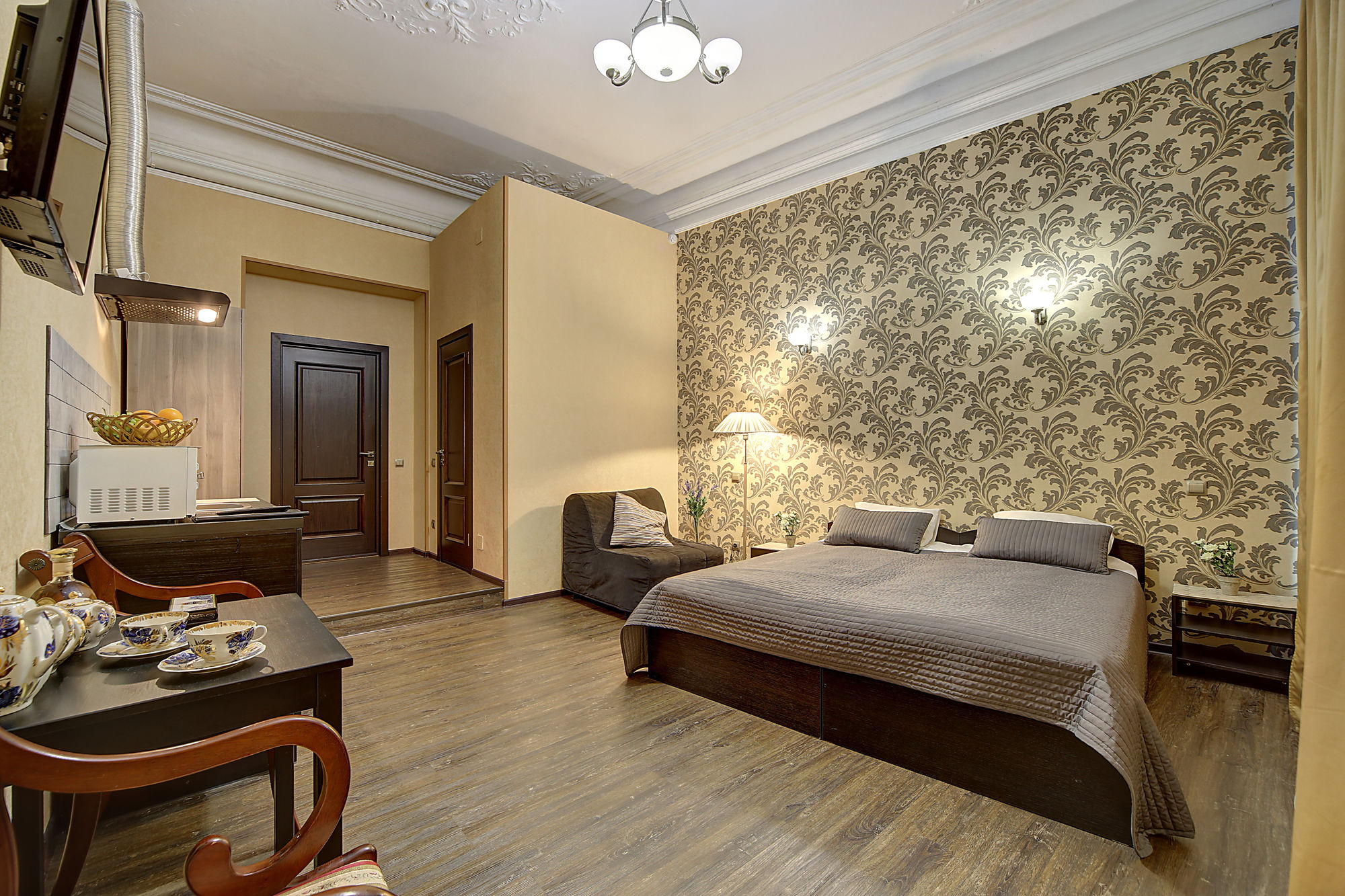 Ambitus Hotel