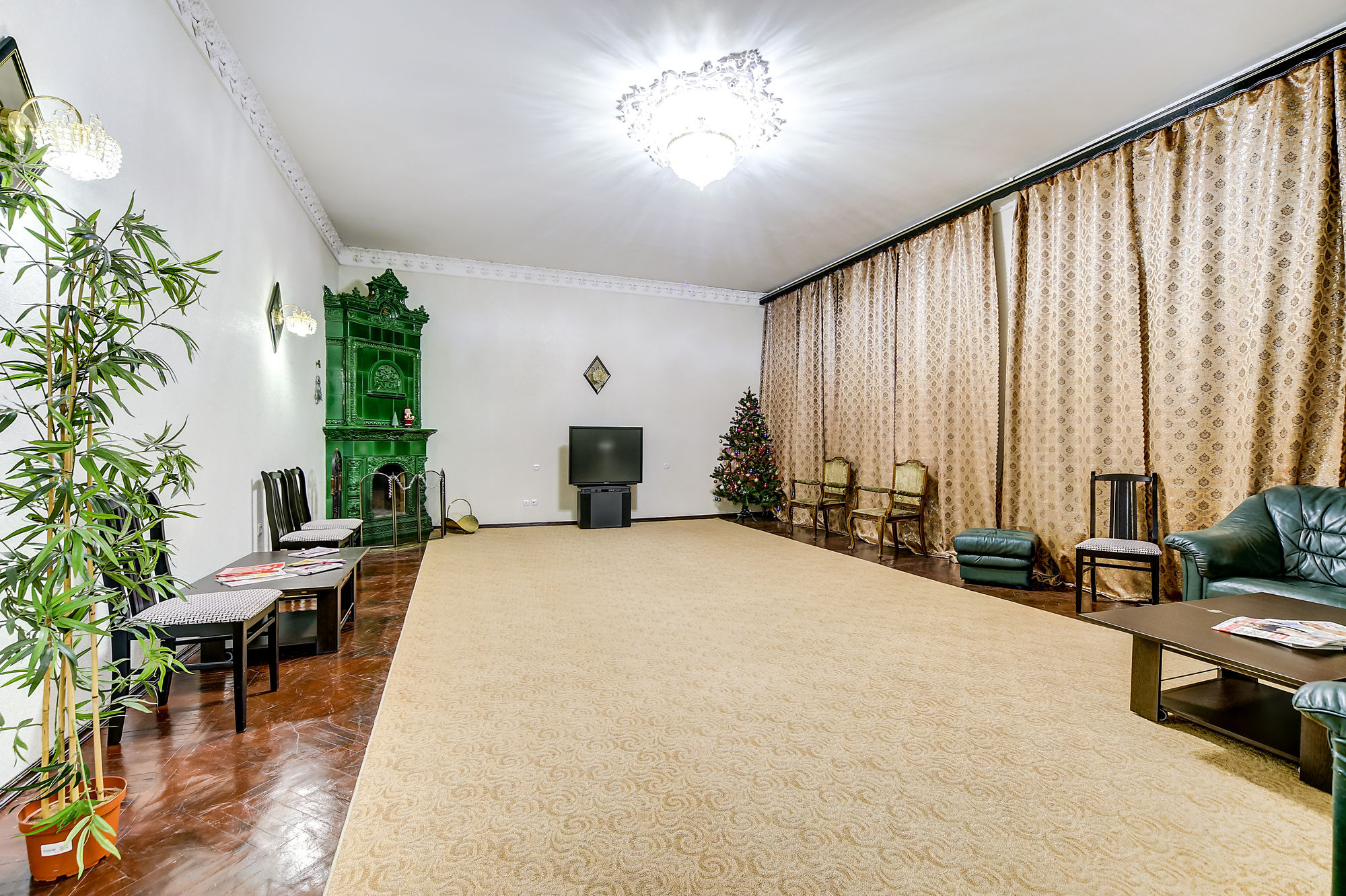 Ambitus Hotel