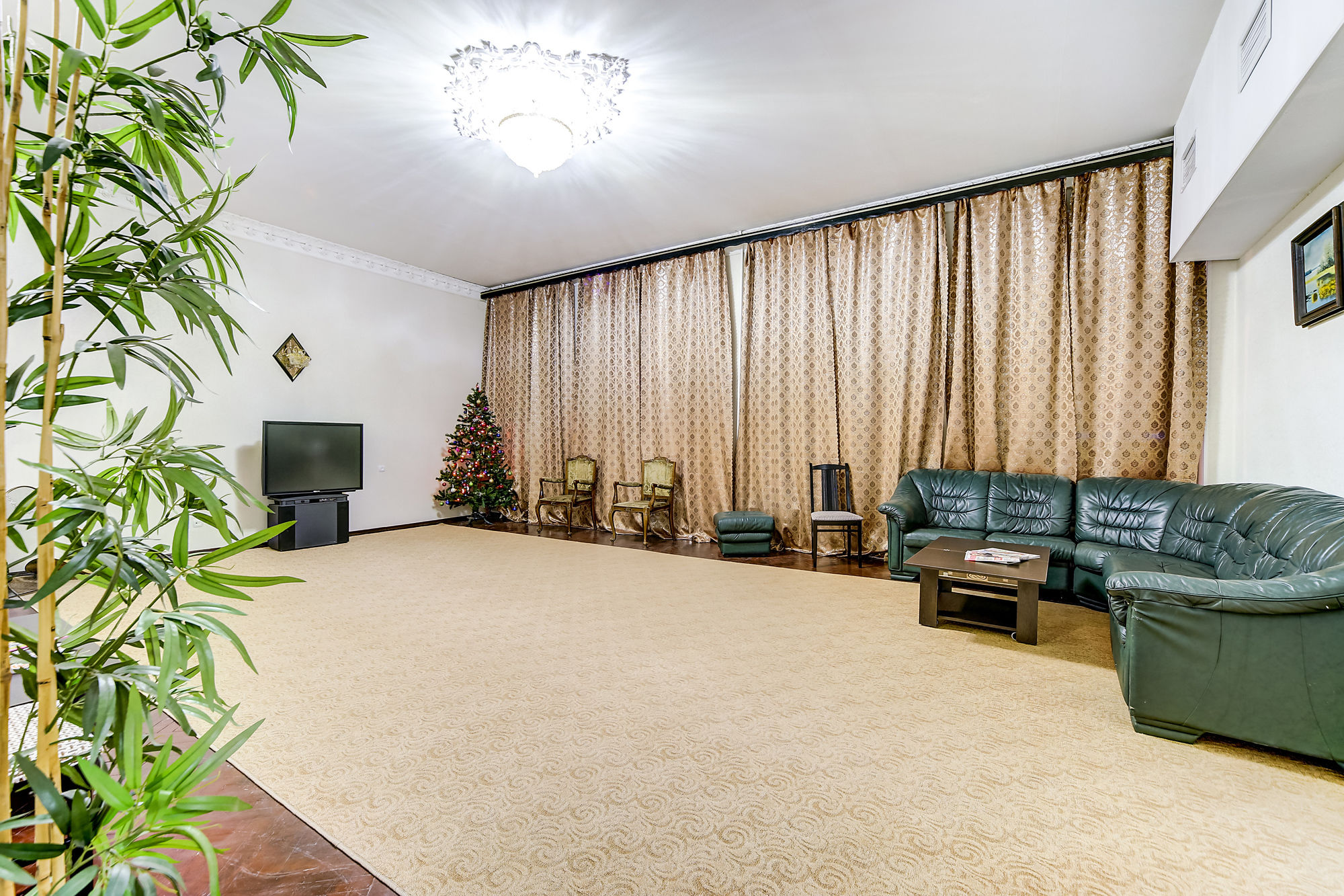 Ambitus Hotel