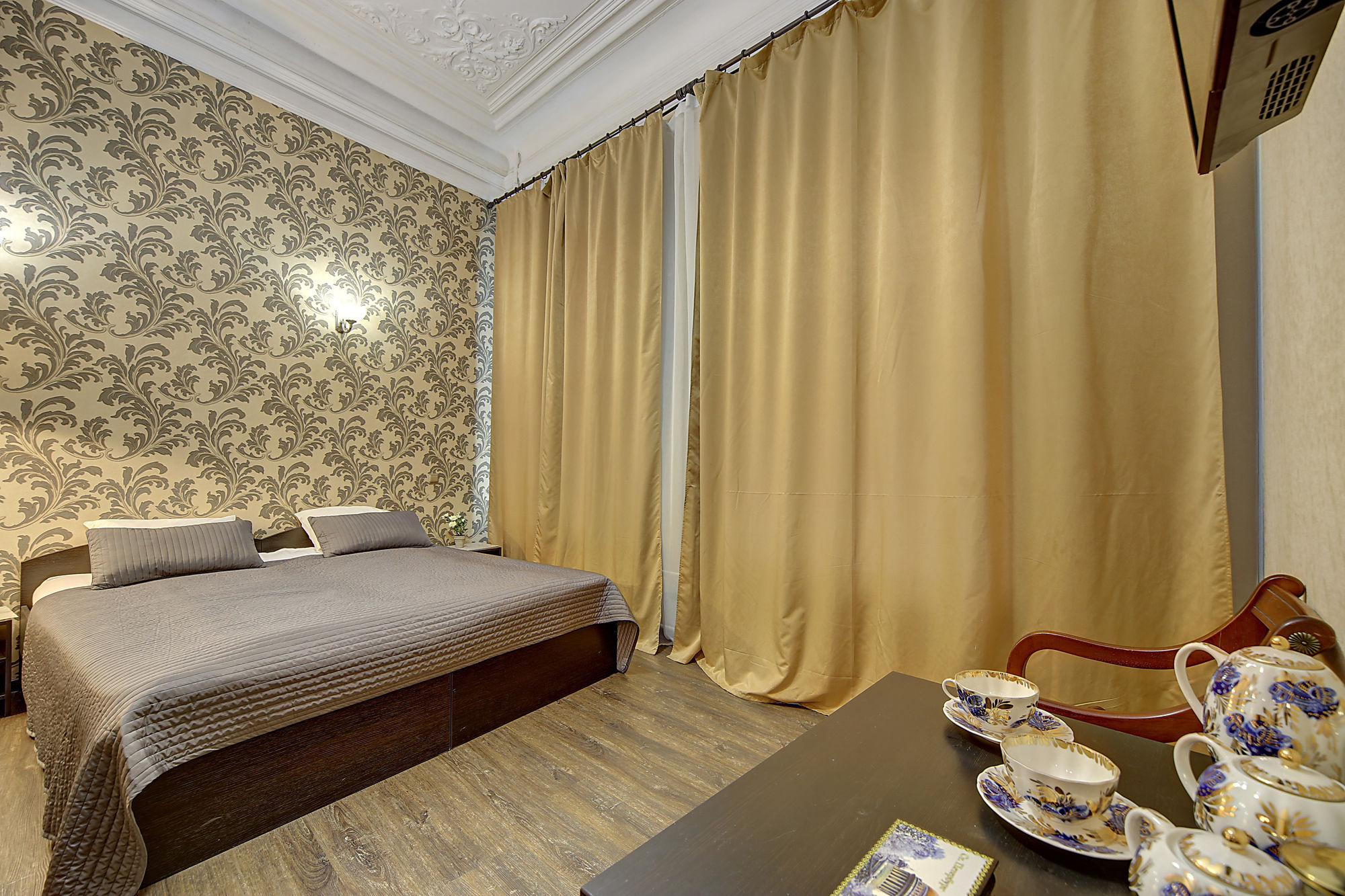 Ambitus Hotel