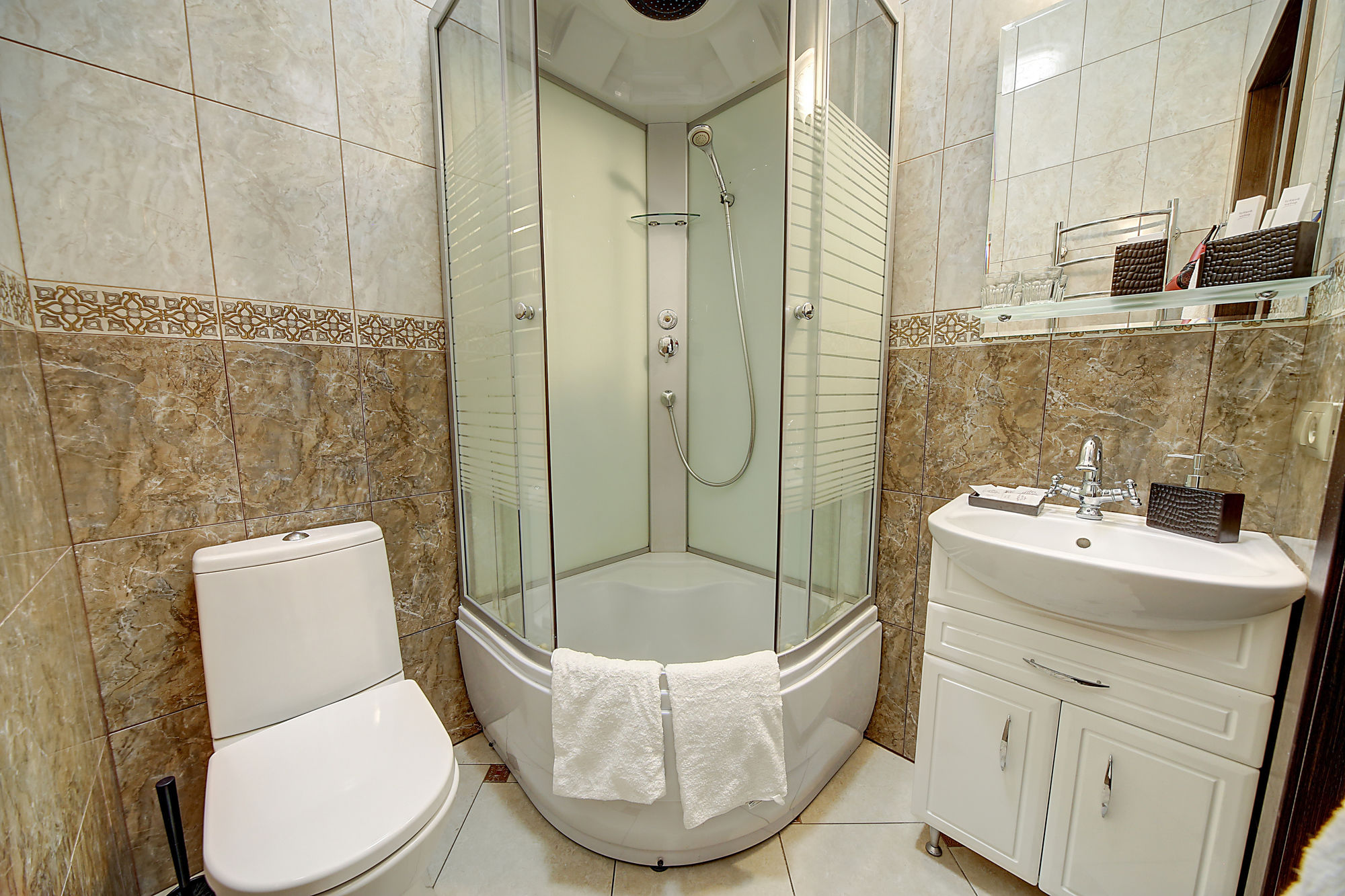 Ambitus Hotel