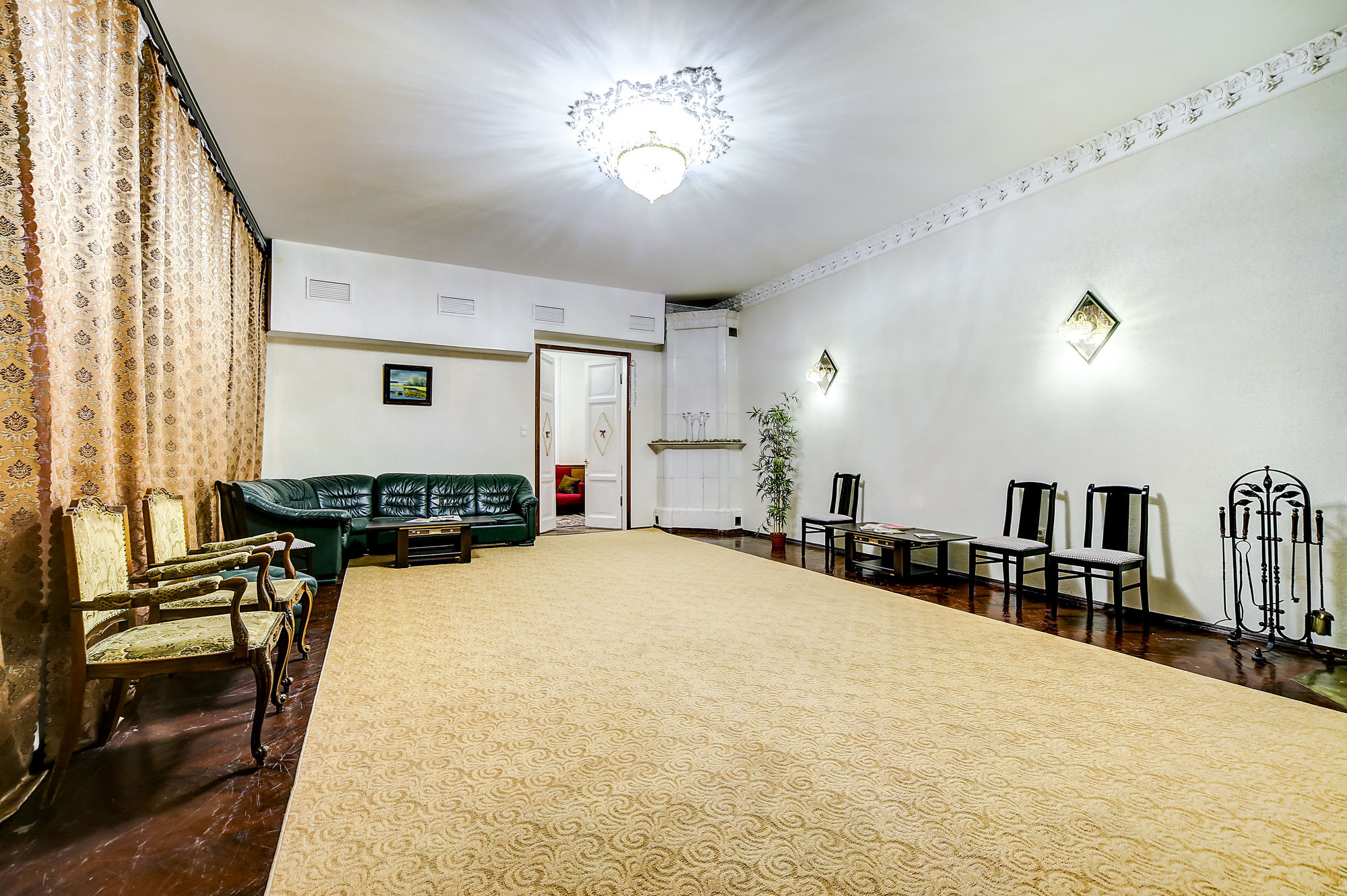 Ambitus Hotel