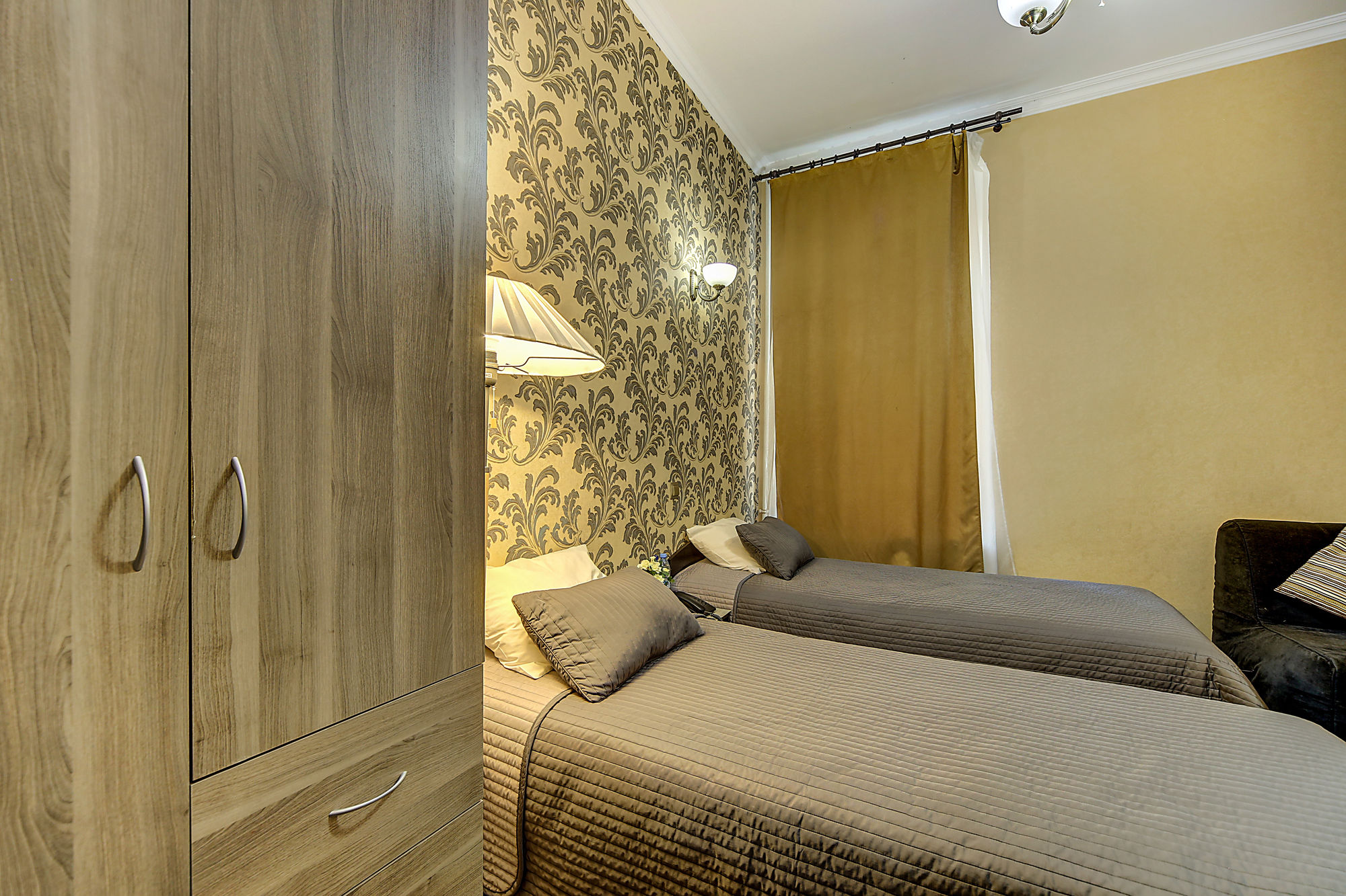 Ambitus Hotel
