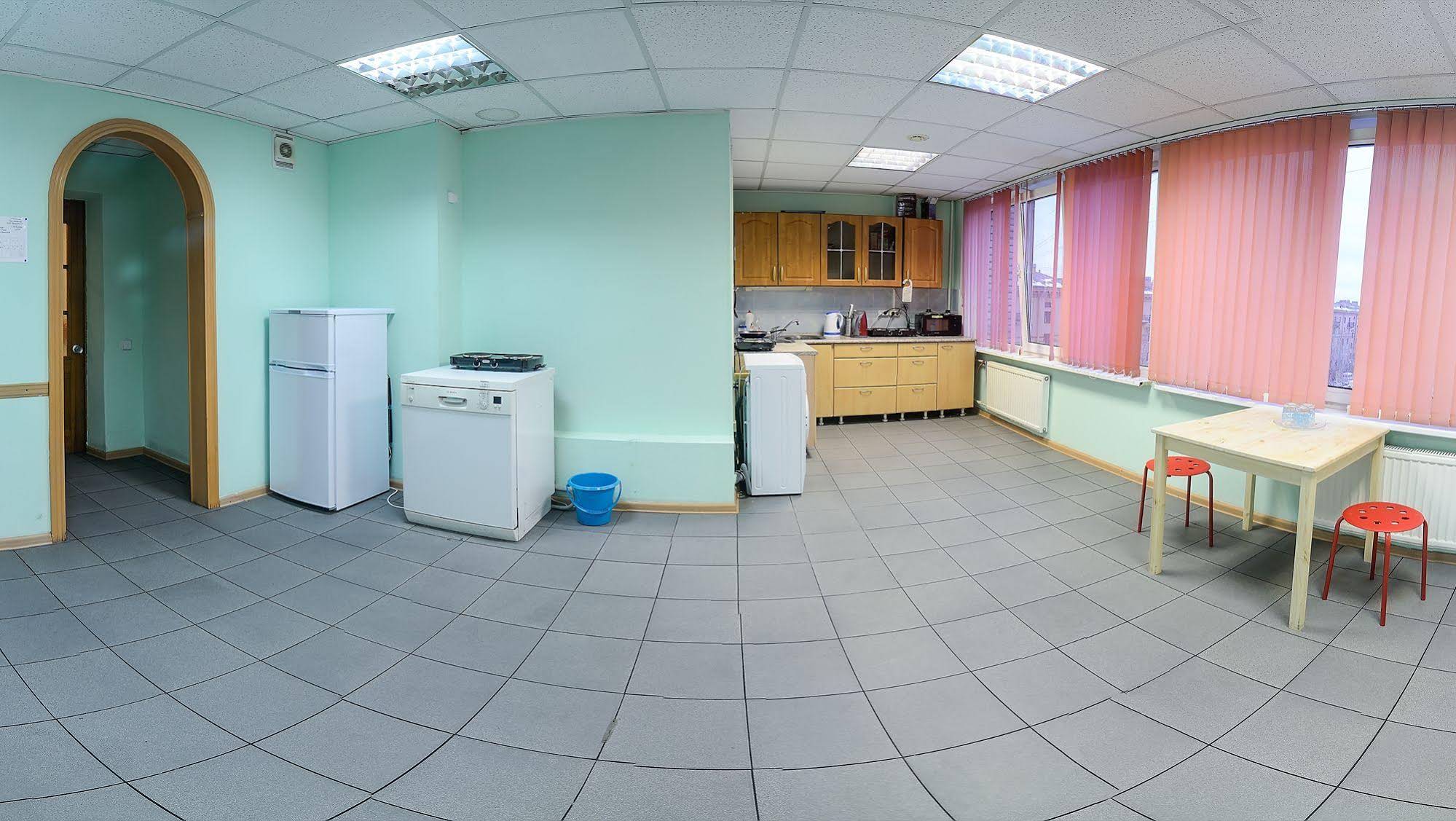 Baltijskiy Hostel