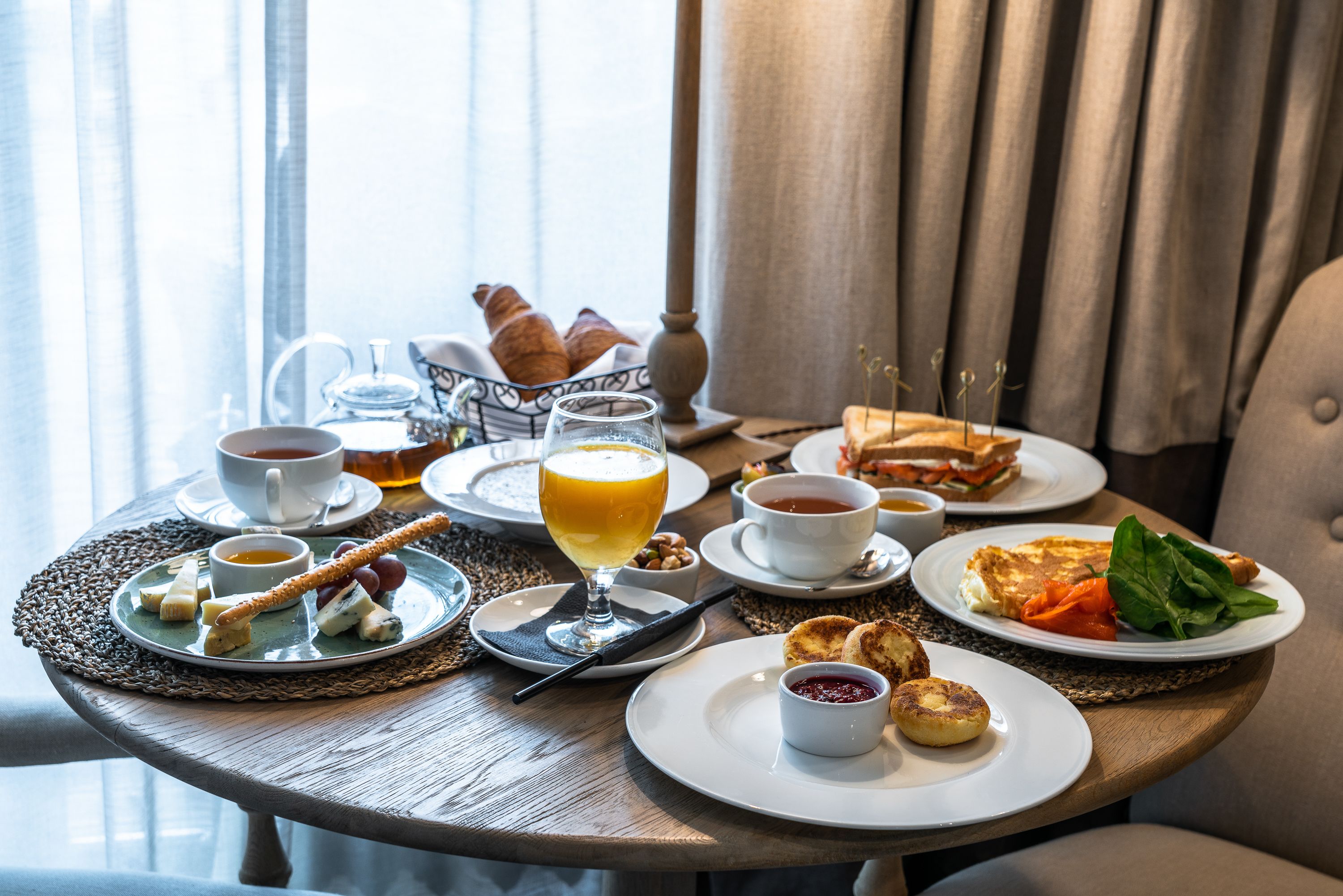 Dom 16 by Ginza Hotels