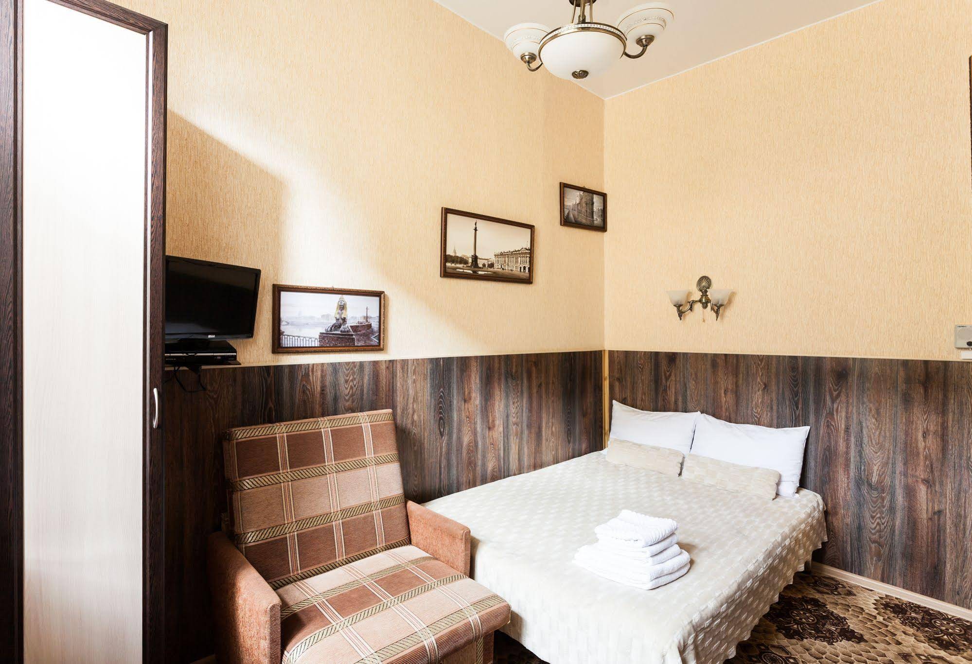 Dom Romanovykh Mini-Hotel