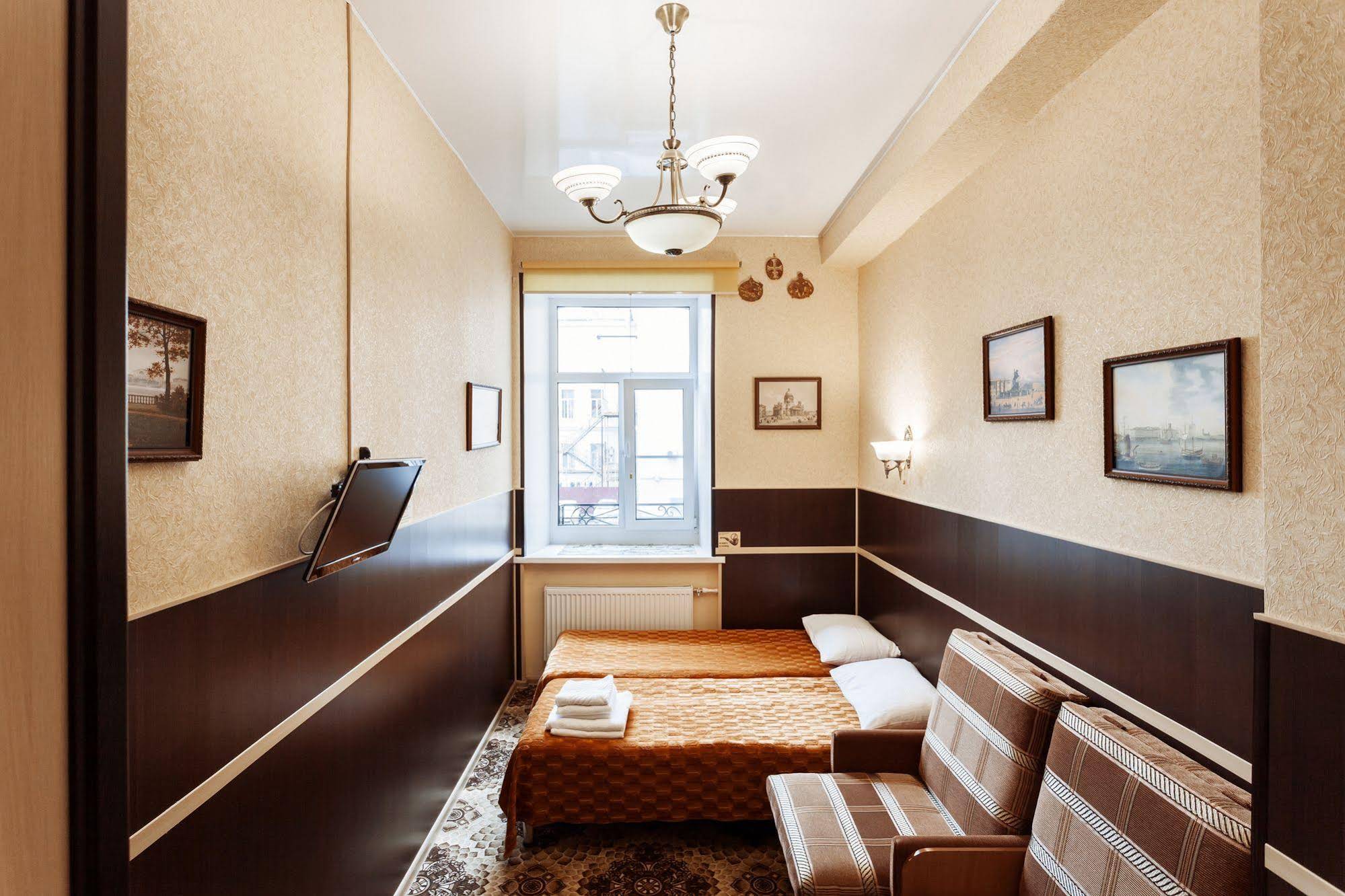 Dom Romanovykh Mini-Hotel