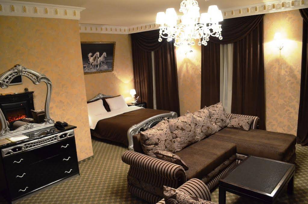 Hotel Ani