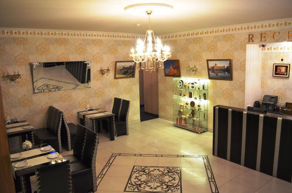 Hotel Ani