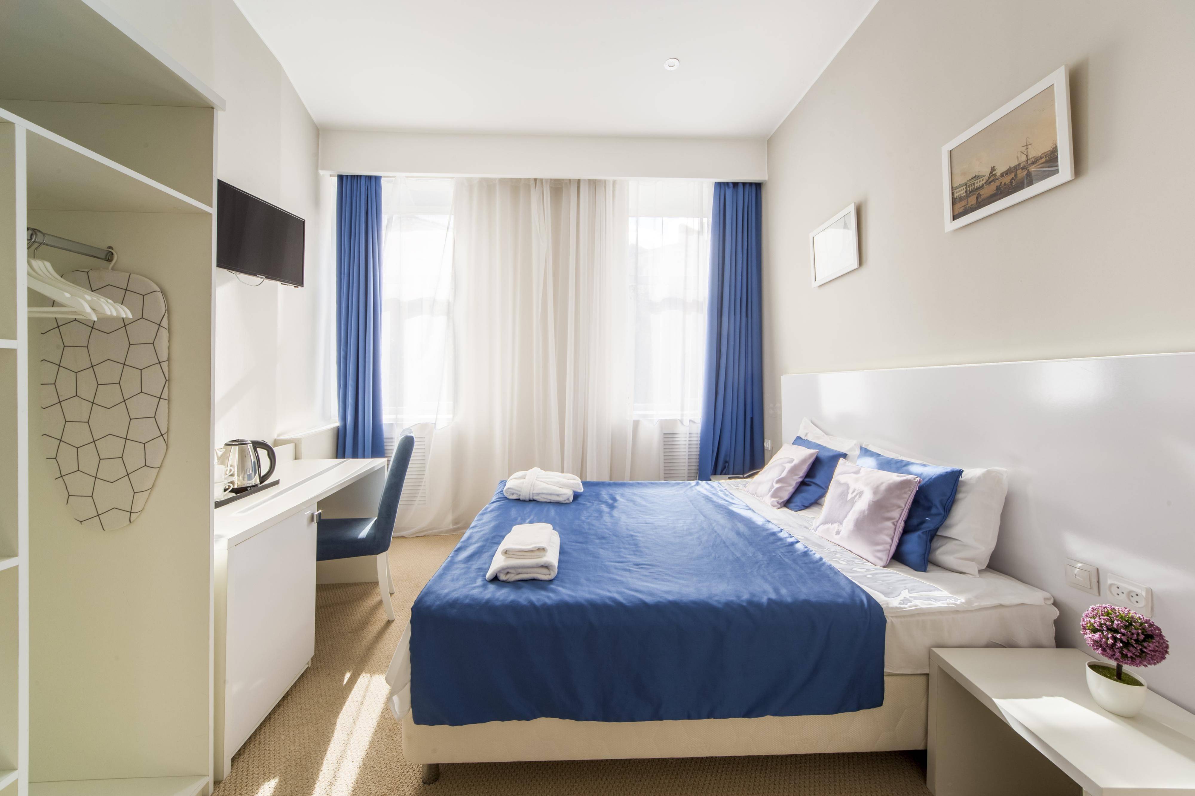 Hotel White Apart Academia