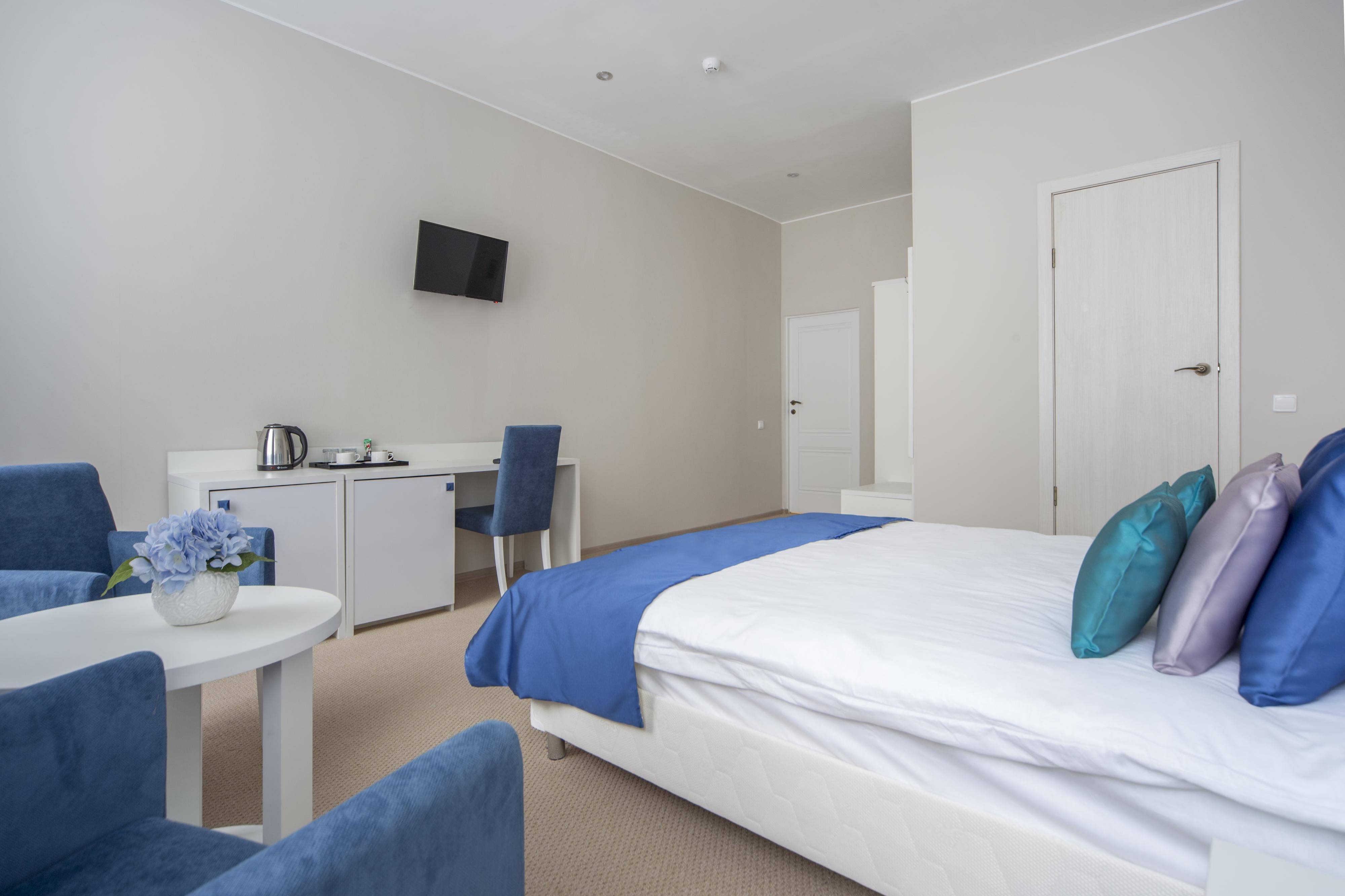 Hotel White Apart Academia