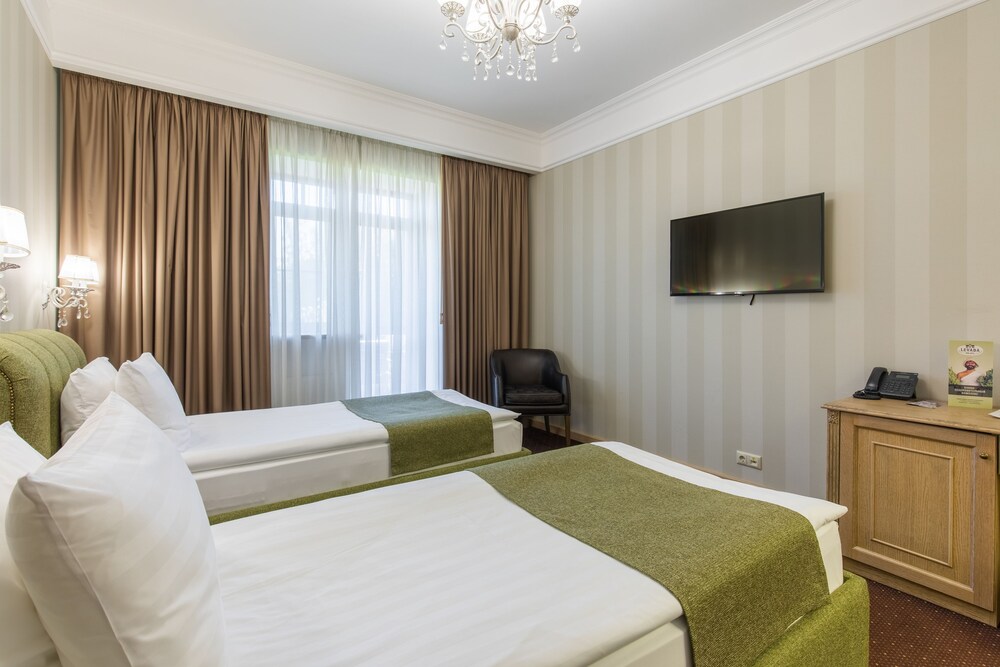 Levada Park Hotel