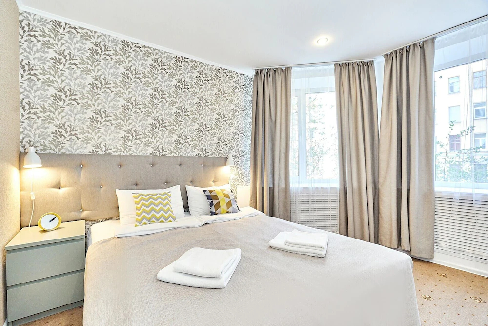 Seven Bridges Hotel