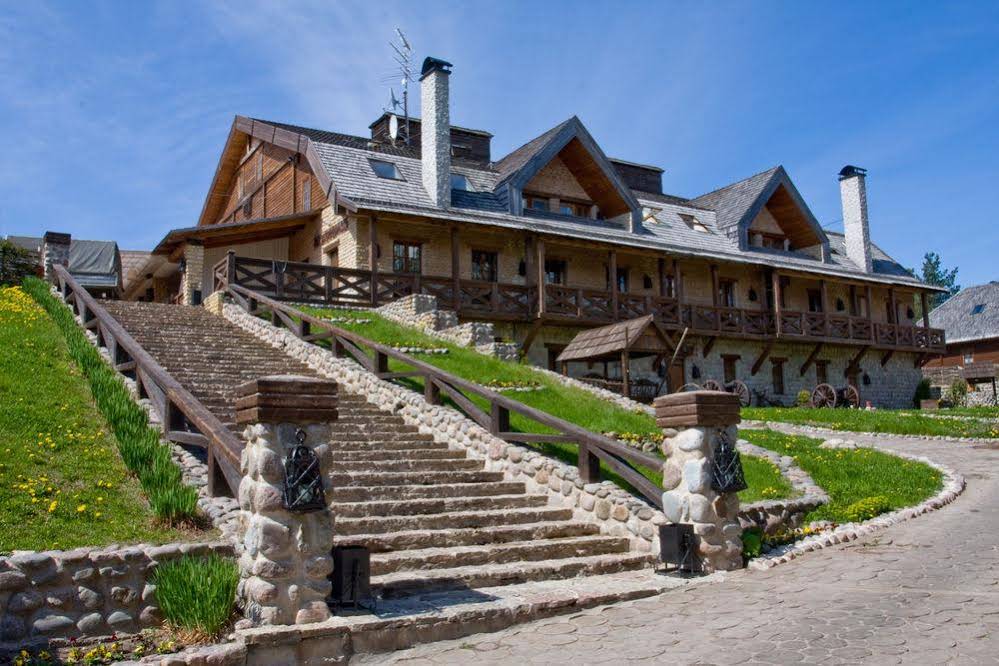 Staraya Melnitsa Holiday Park