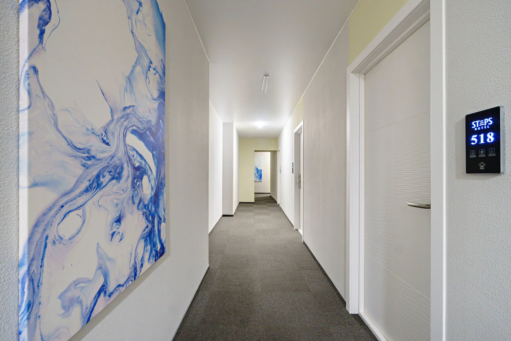 Steps Hotel