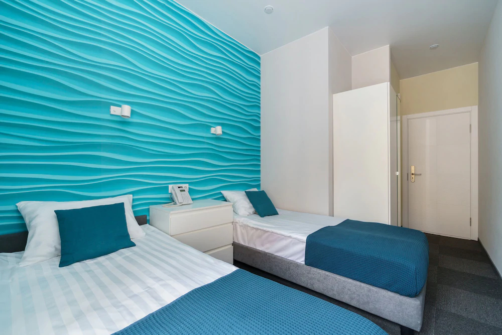 Steps Hotel