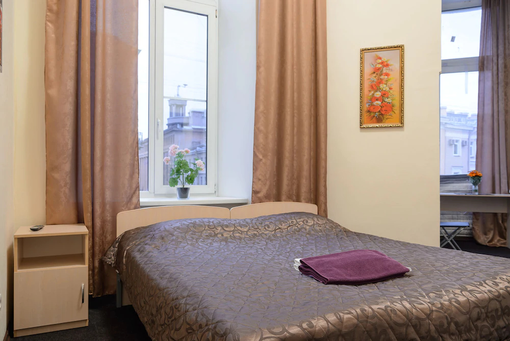 SuperHostel - Vosstanya Street 35