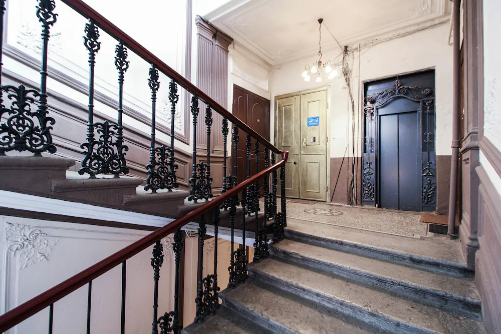 SuperHostel - Vosstanya Street 35