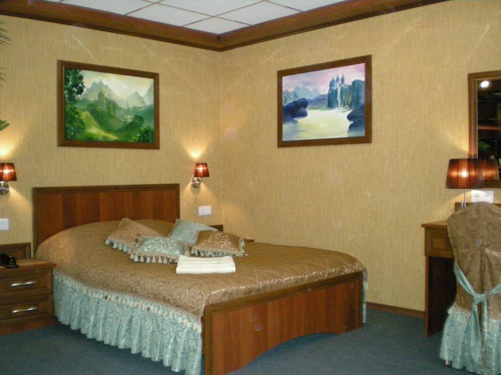 Esmerald Hotel