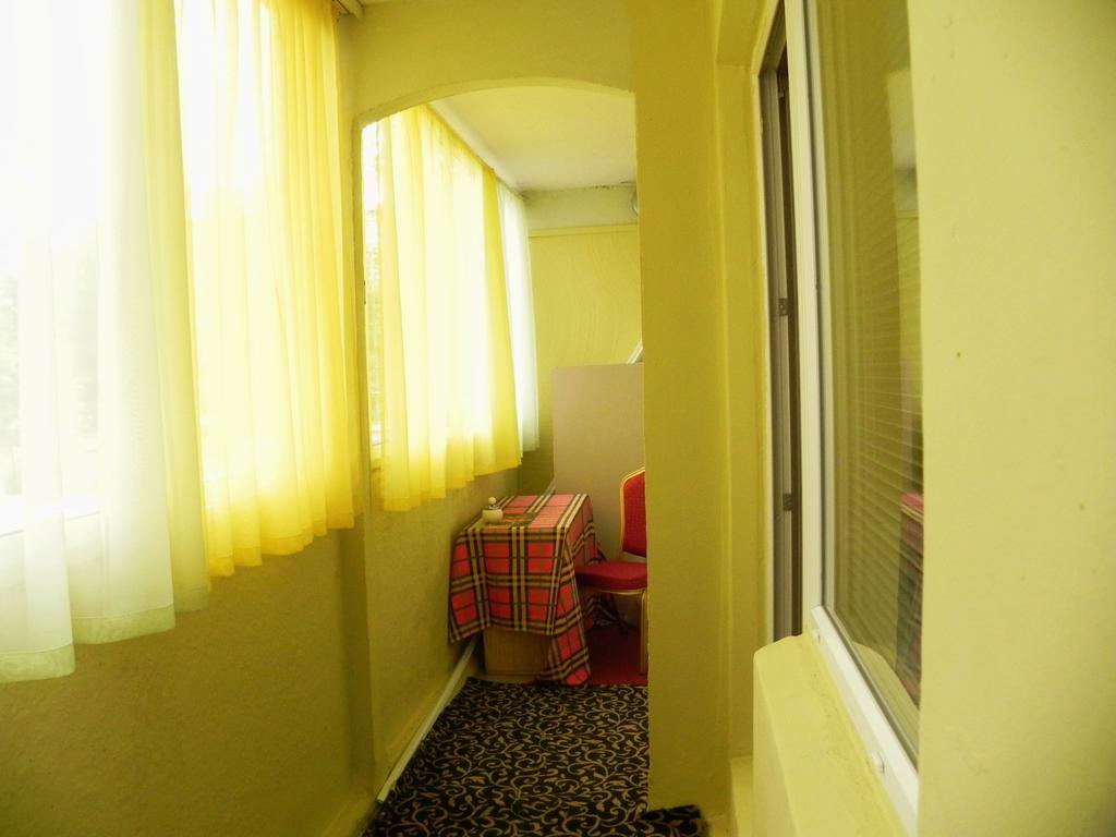 Globus Mini-Hotel