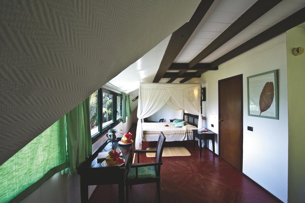 New Emerald Cove Hotel