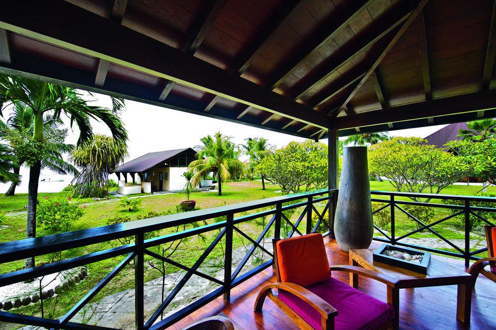 New Emerald Cove Hotel