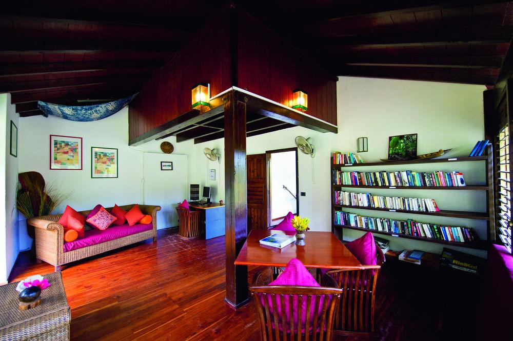 New Emerald Cove Hotel