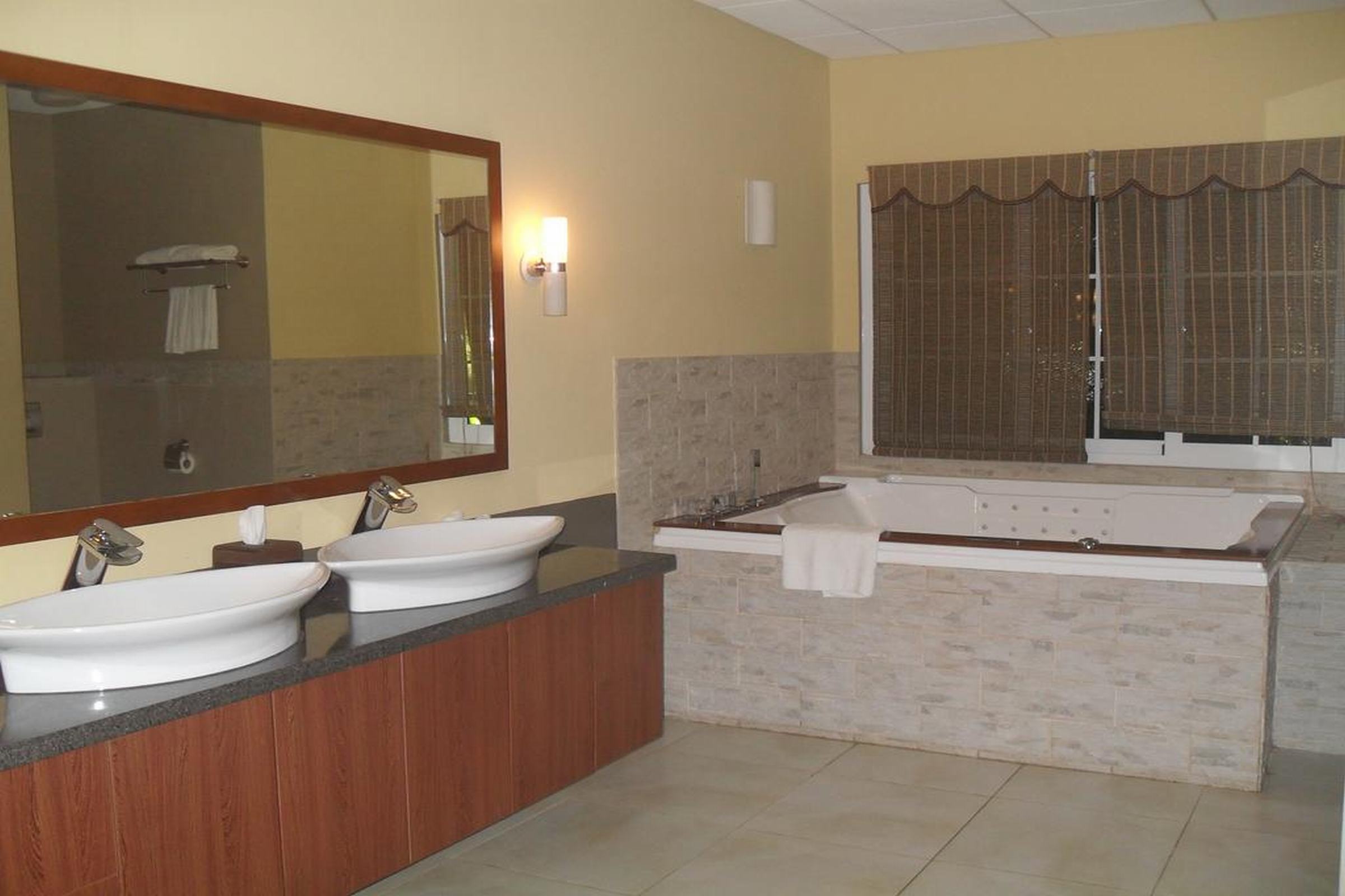 Jacana Amazon Wellness Resort