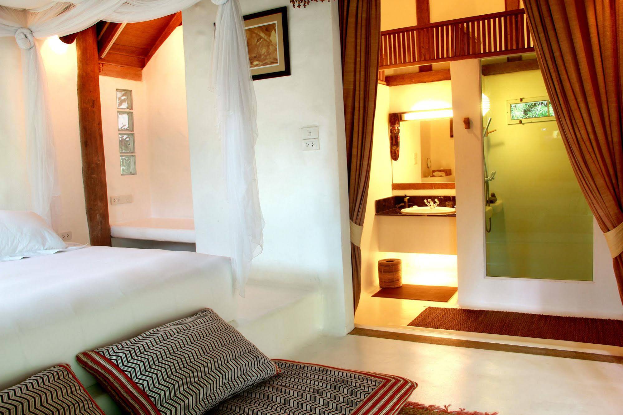 Pai Island Resort