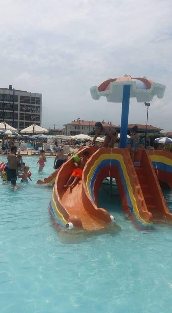 Carpediem Diamond Hotel