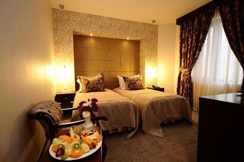 The Life Hotel & Spa