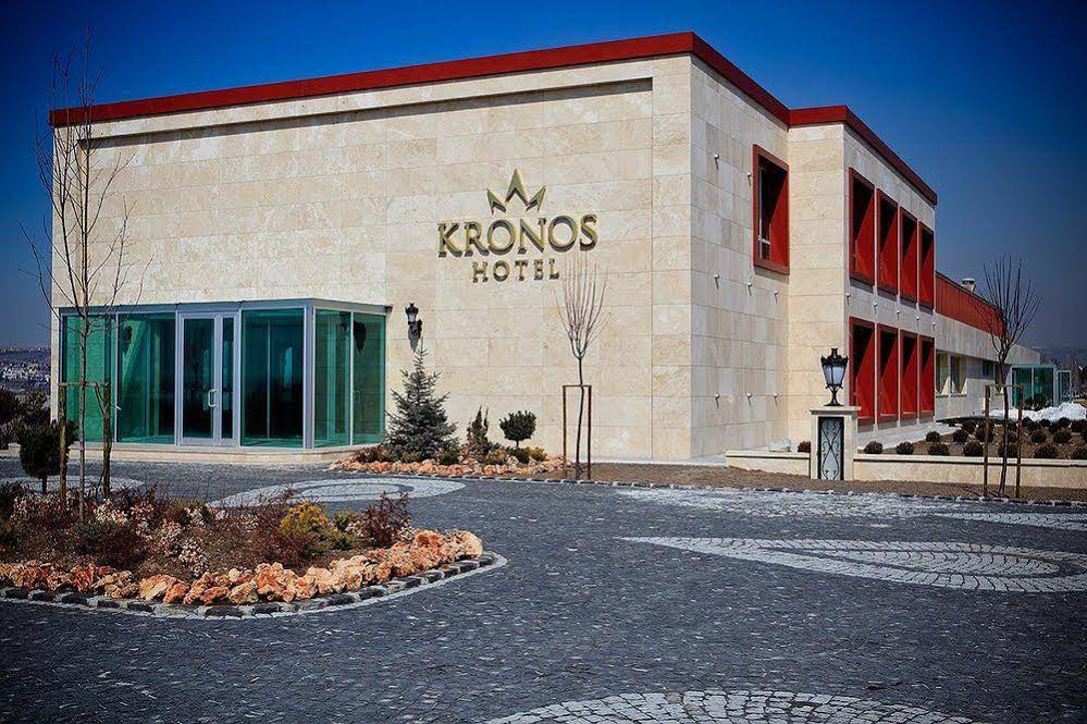 Kronos Hotel