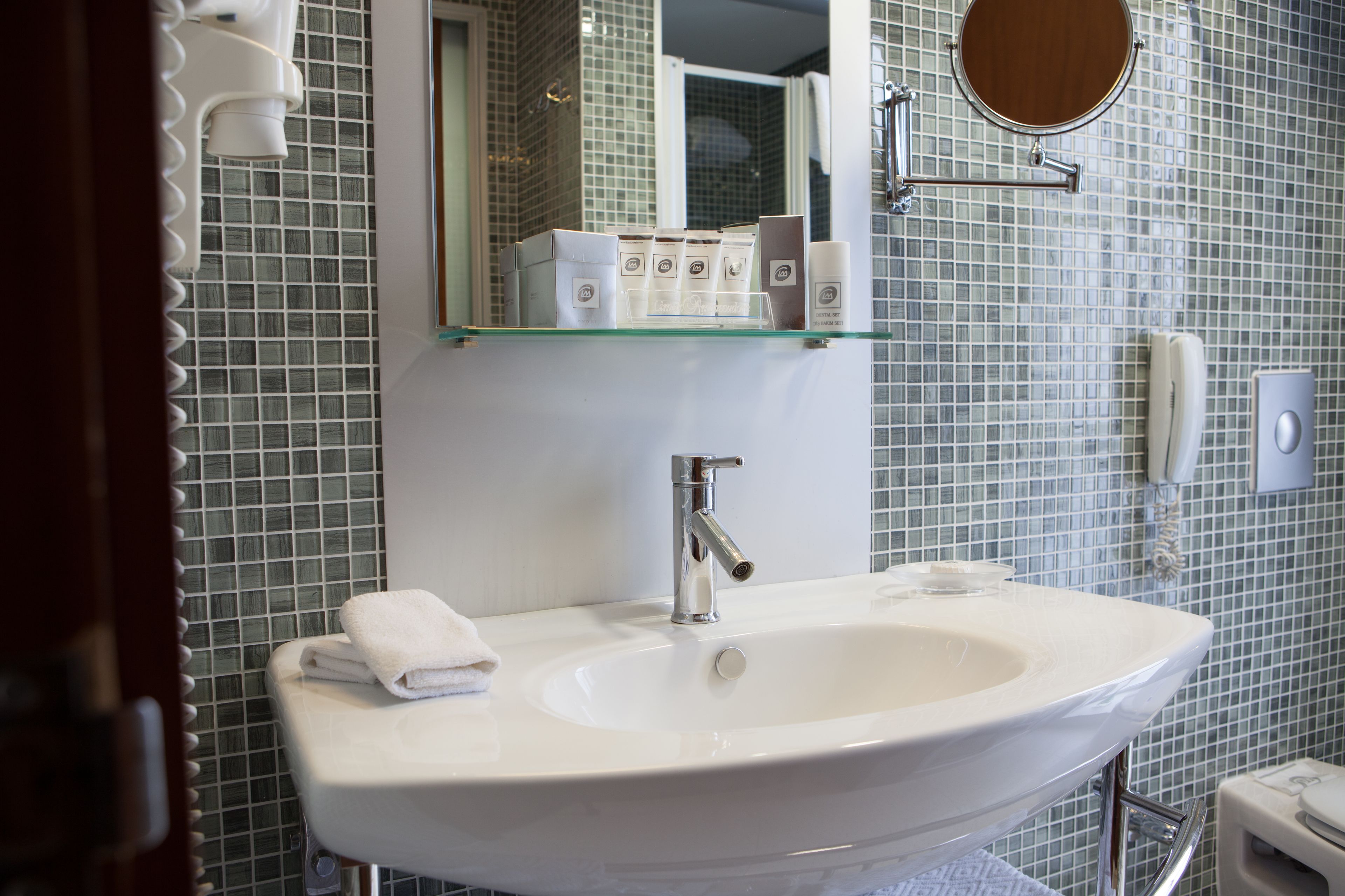 Limak Ambassadore Hotel