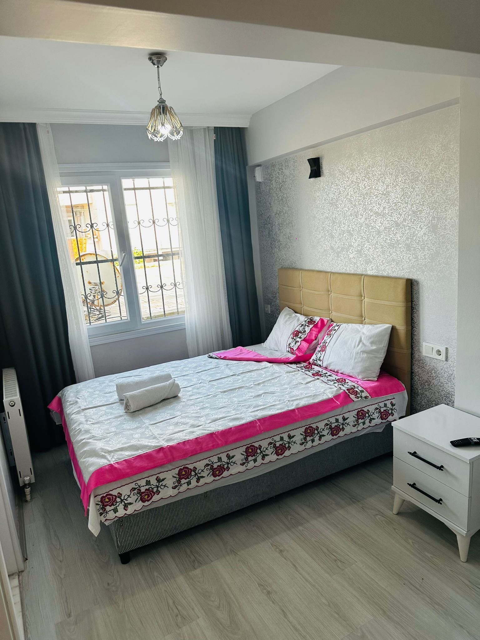 Airport Black Sea Hotel & Restaurant