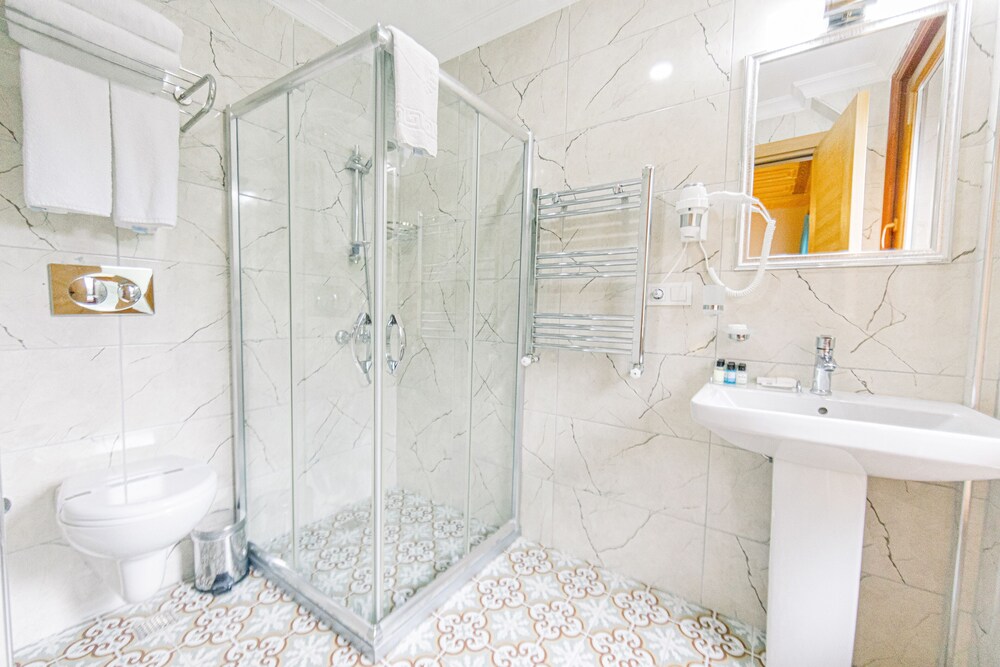 Acacia Mansion Hotel